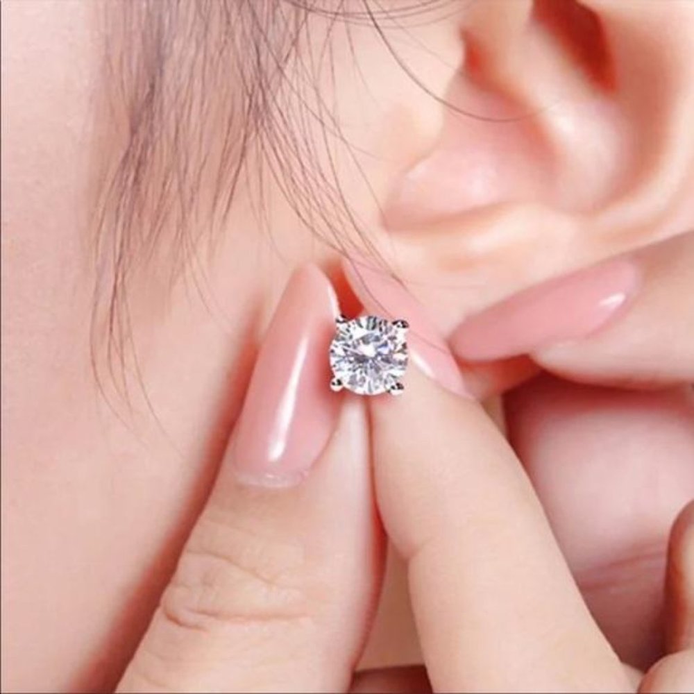 NEW 2 CARAT DIAMOND SILVER STUD EARRINGS - Picture 2 of 7